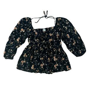 American Eagle Black Floral Puff Sleeve Blouse